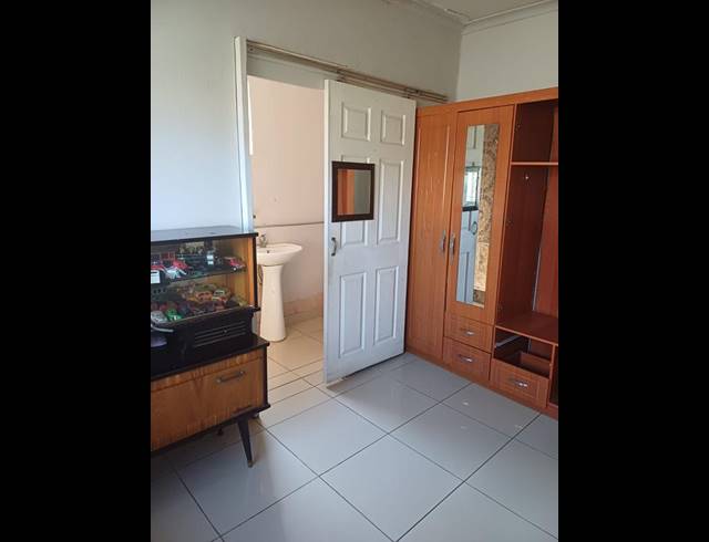 3 BEDROOM PROPERTY TO RENT IN WENTWORTH